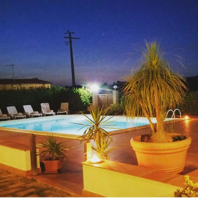 Locanda Rurale Santa Marta 阿沃拉 外观 照片